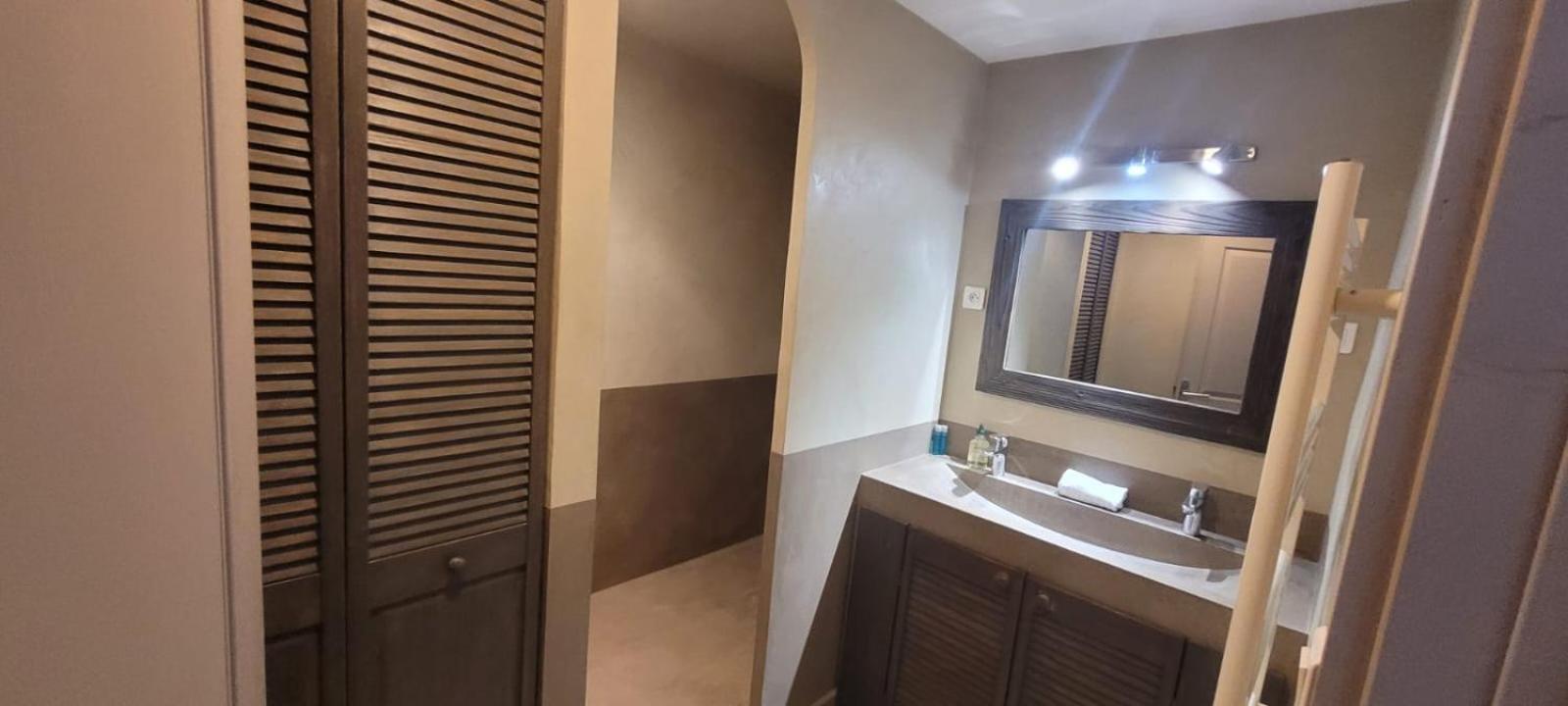 Le Relais De La Caleche 호텔 르보쎄 외부 사진
